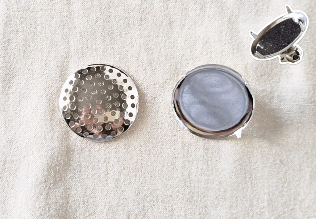 シャワー台金具